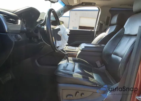 2016 Chevrolet Tahoe C1500 Lt z USA, uszkodzony, nr VIN 1GNSCBKC5GR431062